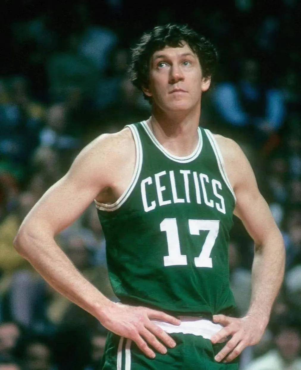 NBA总决赛赛前再迎强敌，波士顿凯尔特人回应争议，主帅态度：质疑声仍在，高层口径保持一致的简单介绍