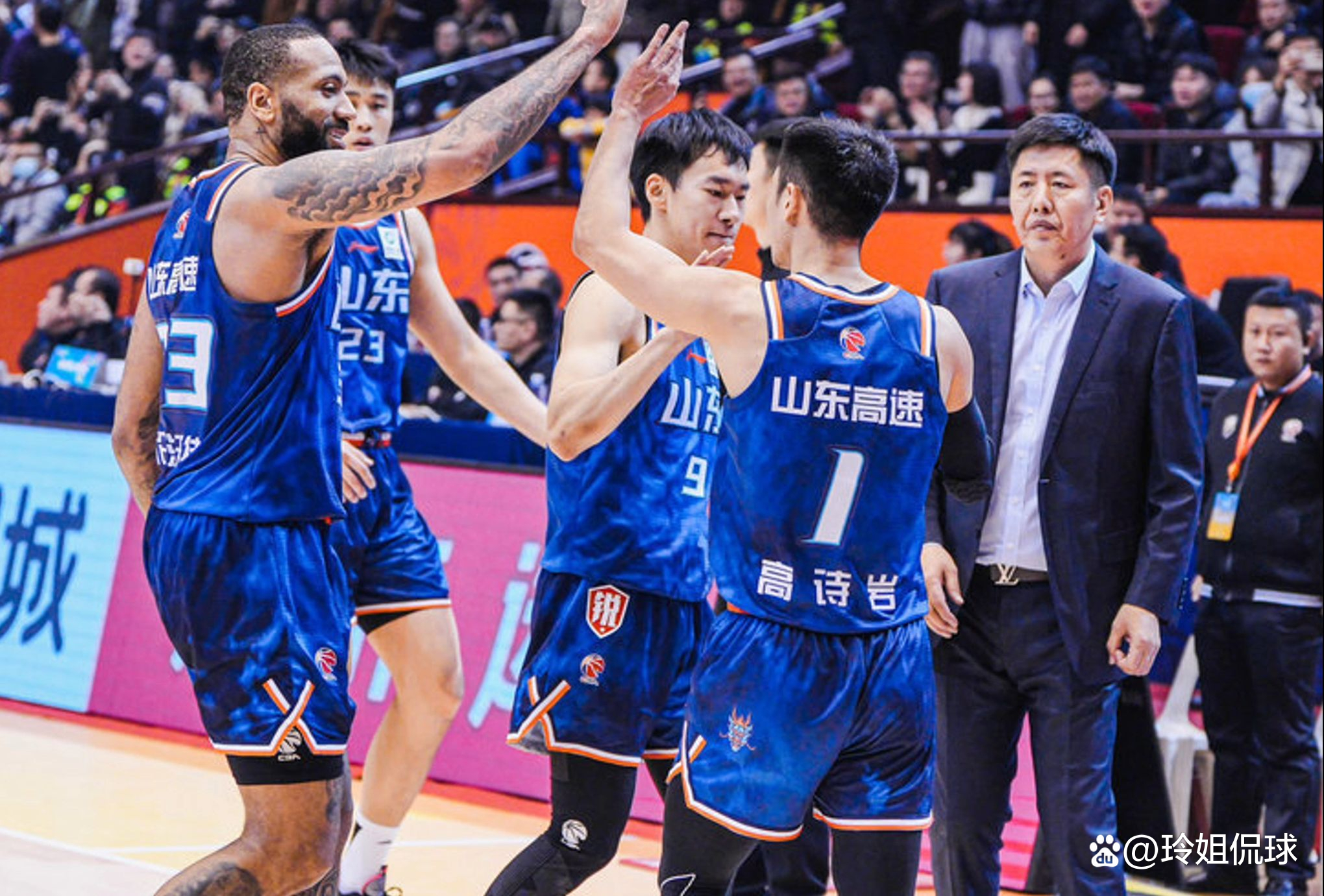 包含赛后山东男篮备战NBA总决赛，造点机会细节曝光，态度坚定，赛季目标并未改变的词条