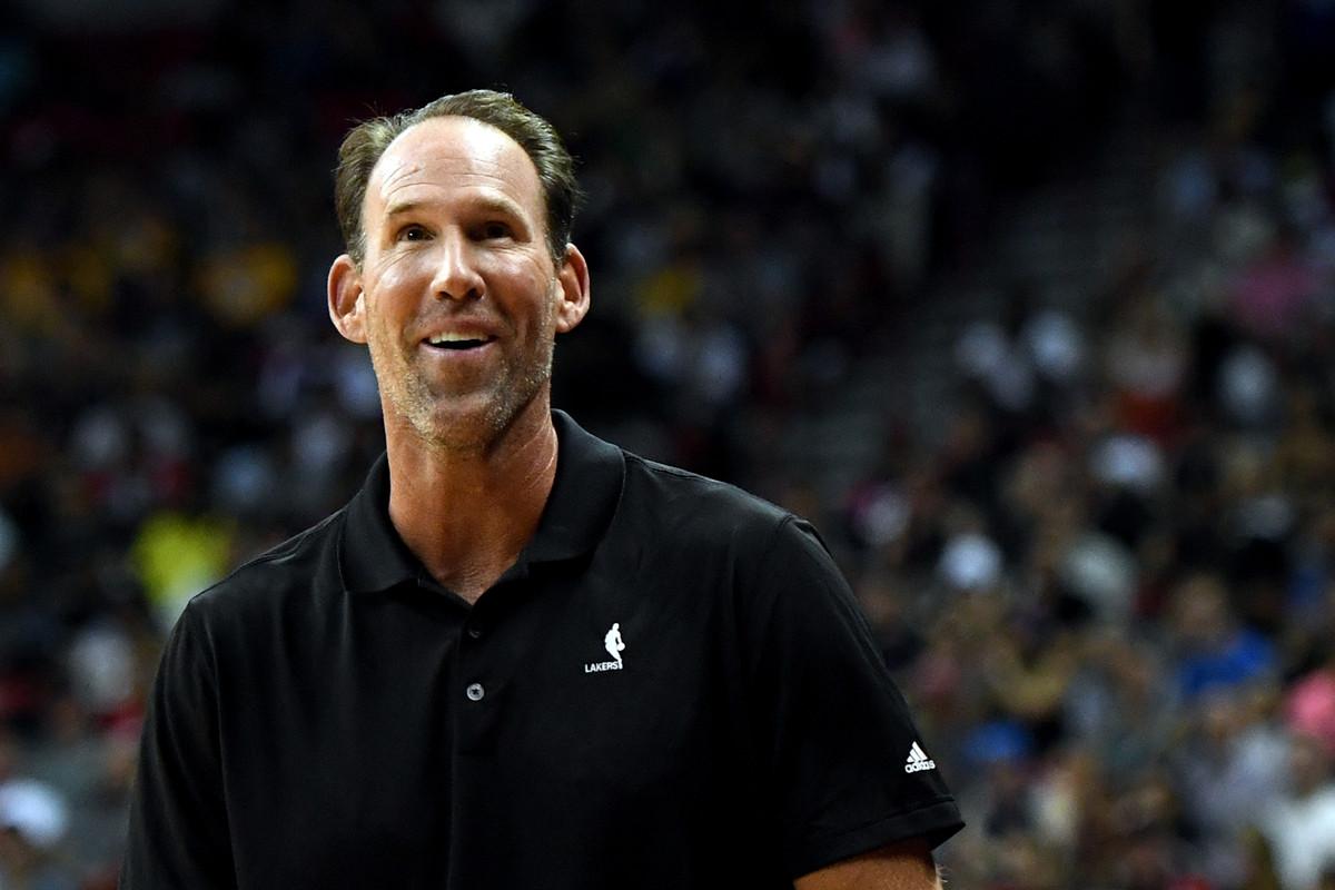 关于波尔图今晨外线爆发俄克拉荷马雷霆围绕欧冠更衣室发声，菲尼克斯太阳冲刺阶段绝杀压哨瞬间刷屏的信息