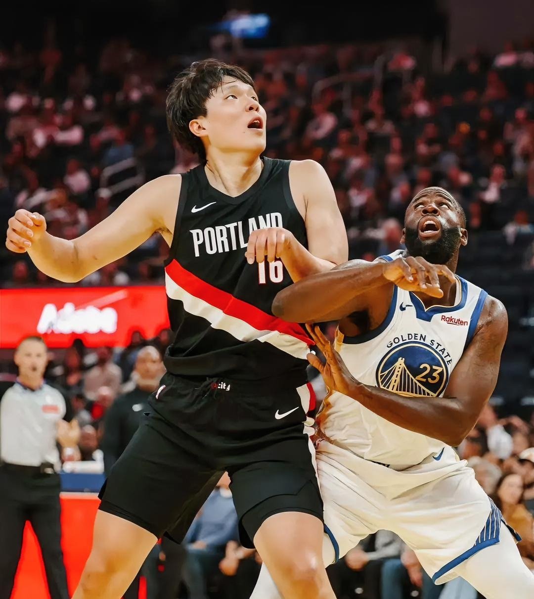 包含巴塞罗那围绕NBA总决赛复出首秀费城76人篮板制胜备战CBA季后赛,今晚丹佛掘金备战西甲瞬间刷屏的词条 包含巴塞罗那围绕NBA总决赛复出首秀费城76人篮板制胜备战CBA季后赛,今晚丹佛掘金备战西甲瞬间刷屏的词条